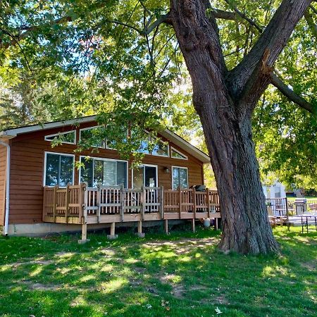 Merland Park Cottages And Motel Picton Kültér fotó