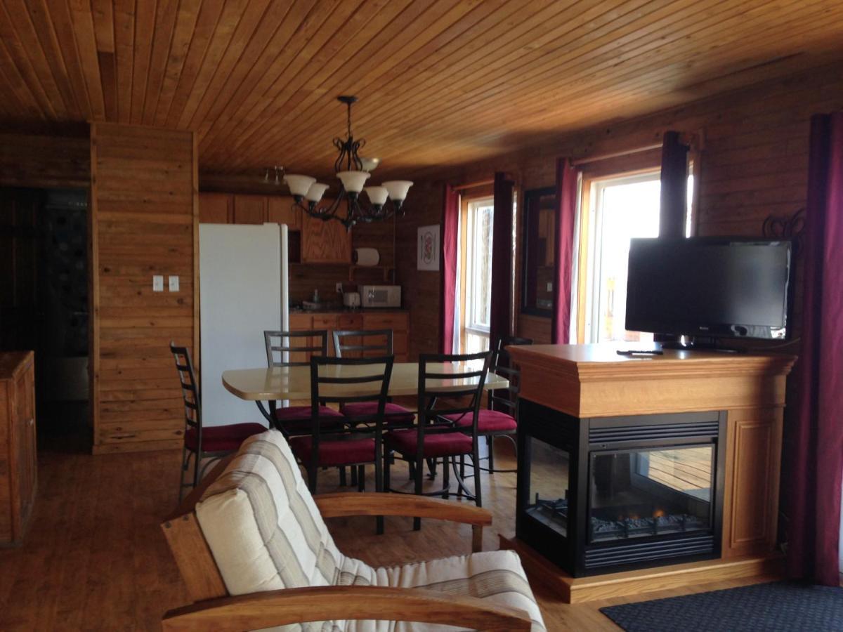 Merland Park Cottages And Motel Picton Kültér fotó