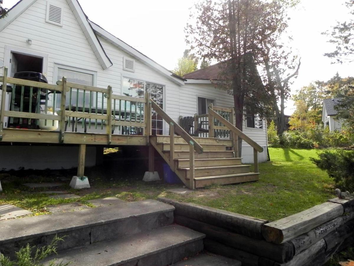 Merland Park Cottages And Motel Picton Kültér fotó