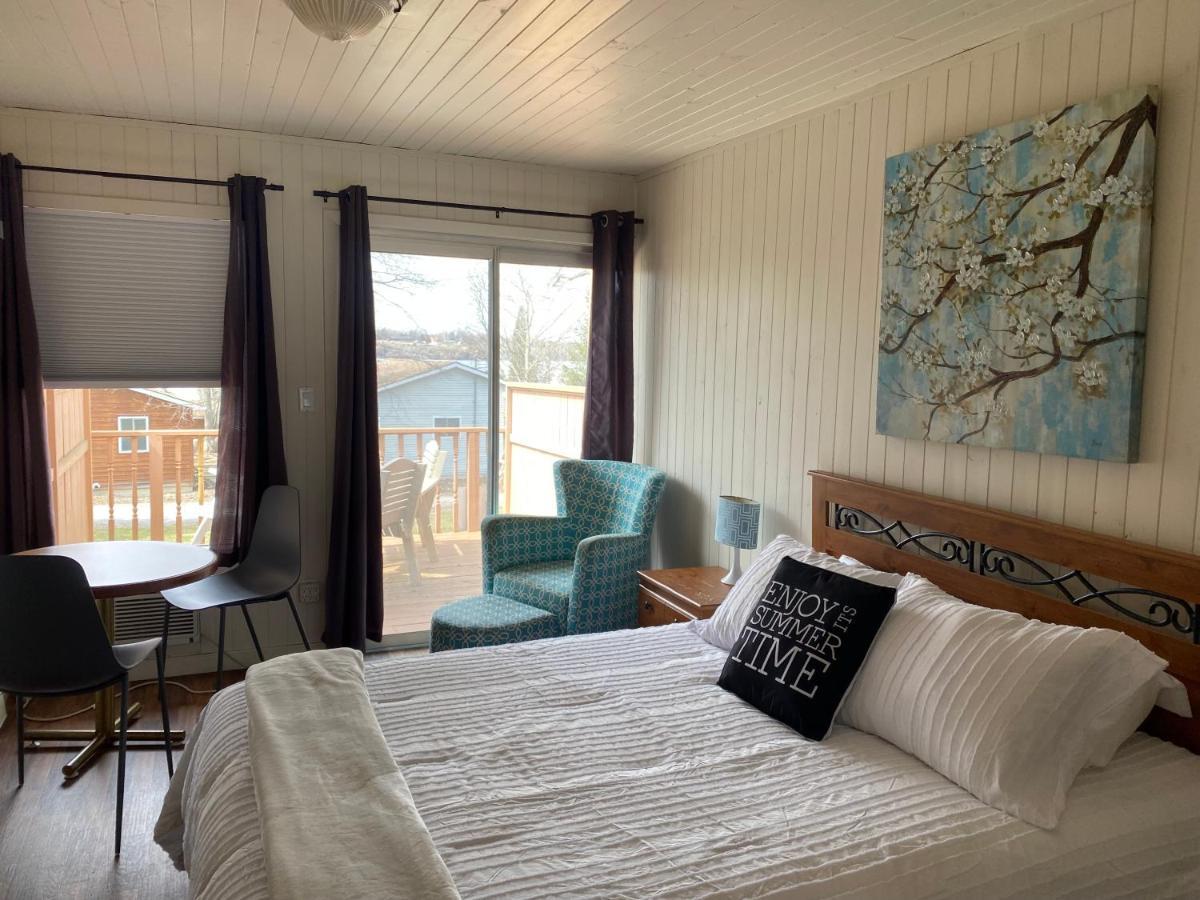 Merland Park Cottages And Motel Picton Kültér fotó