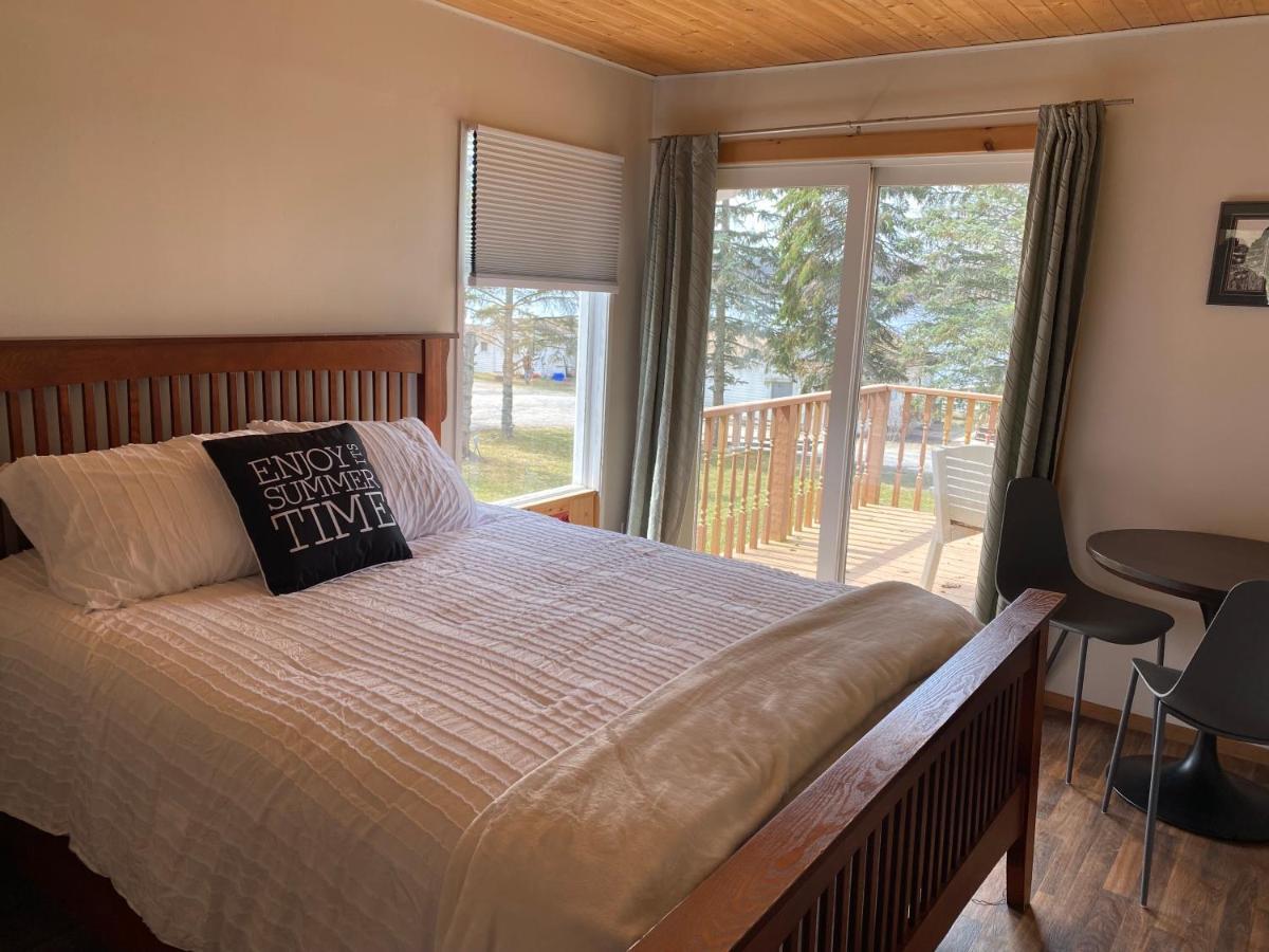 Merland Park Cottages And Motel Picton Kültér fotó