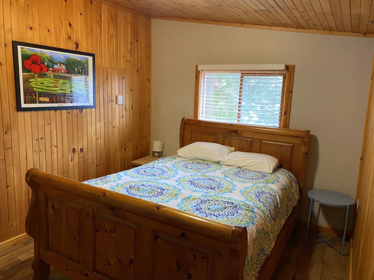 Merland Park Cottages And Motel Picton Kültér fotó