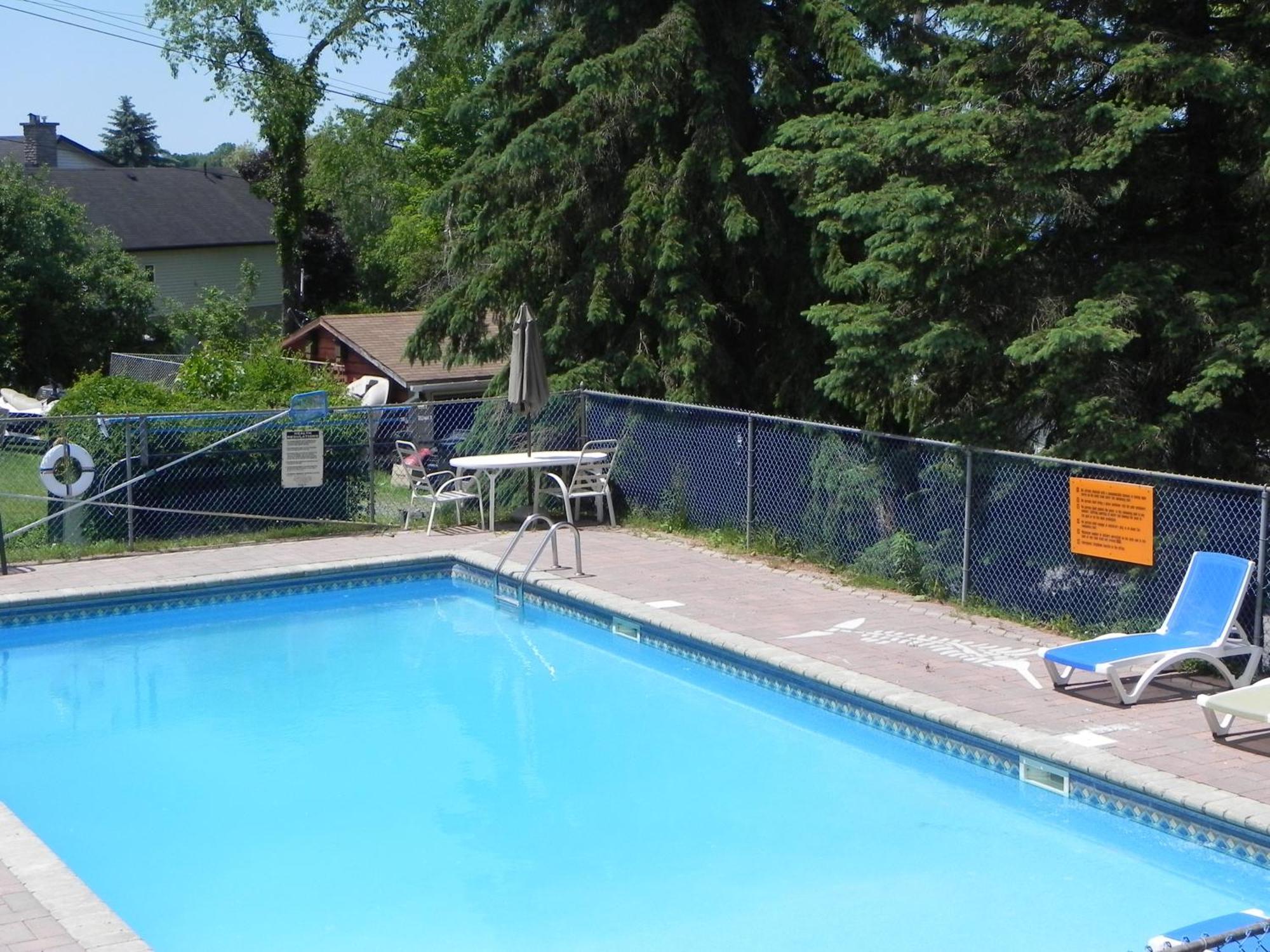 Merland Park Cottages And Motel Picton Kültér fotó